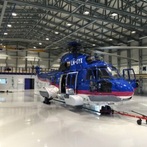 hangares de helicópteros industriales