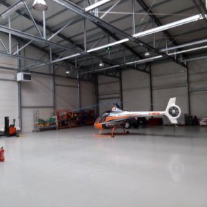 hangares de aviación industriales